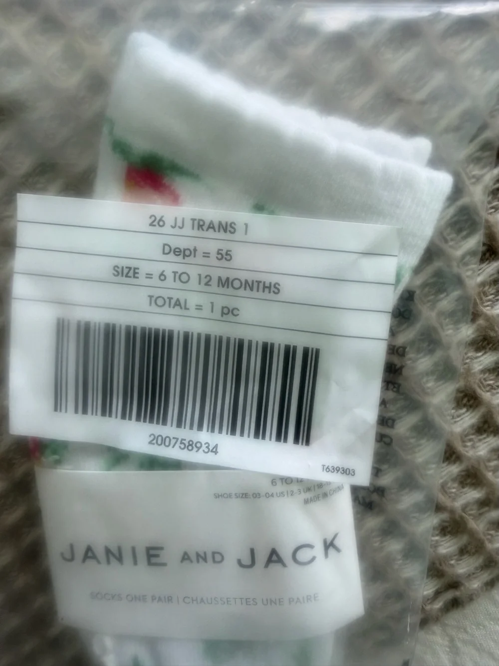 Janie and Jack White Baby Socks with flowers 6 to 12 months new with tags